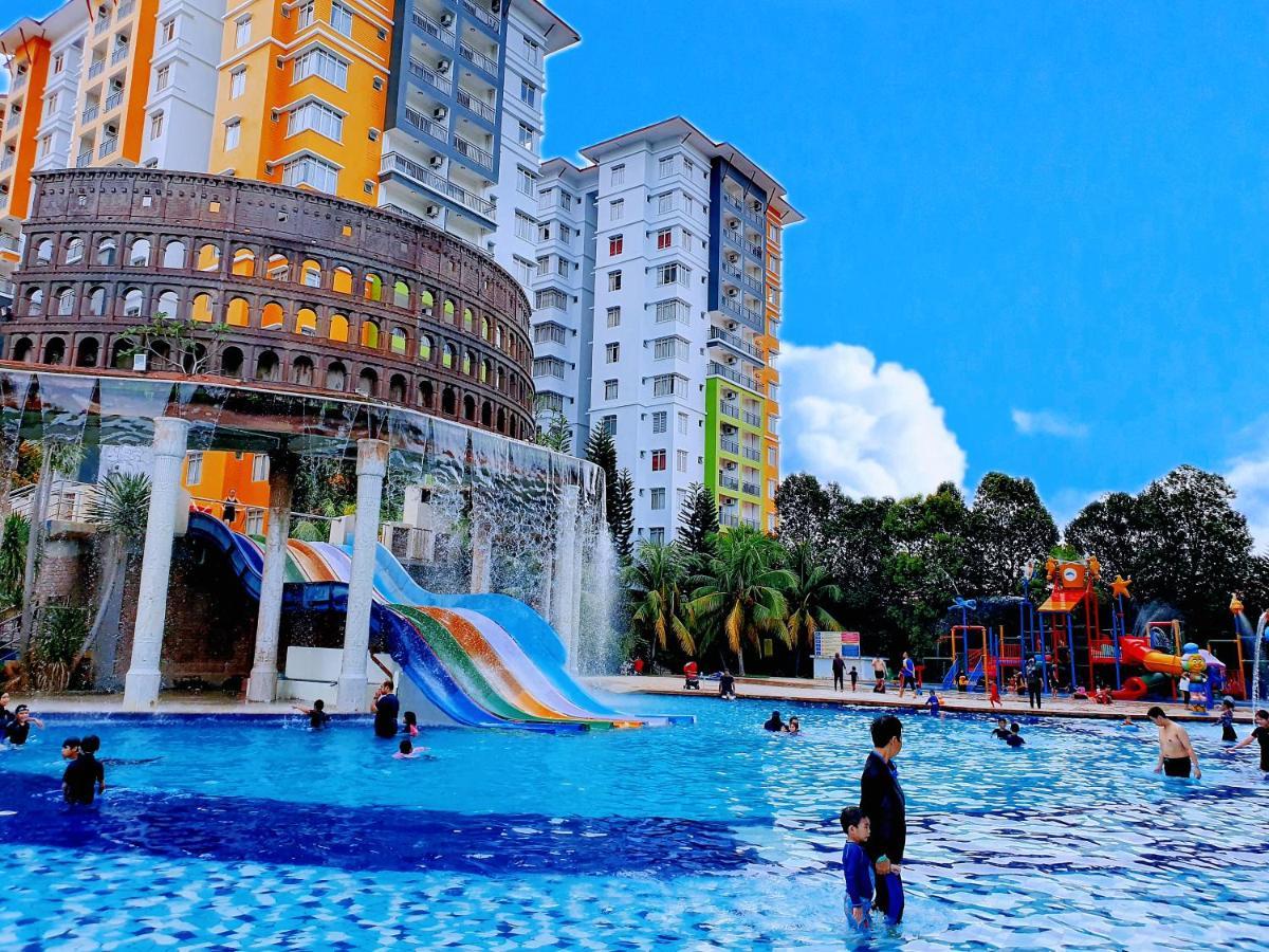 Melaka Top Largest Waterpark Resort - By Youbnb Homestay Melaka Exterior photo